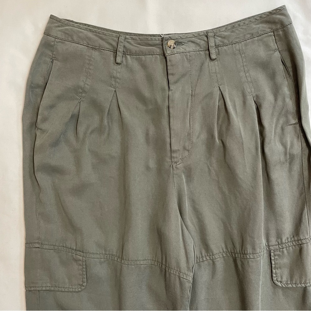 NWT New Velvet Heart Laurent Pleated Olive Jogger Size L - Picture 9 of 10